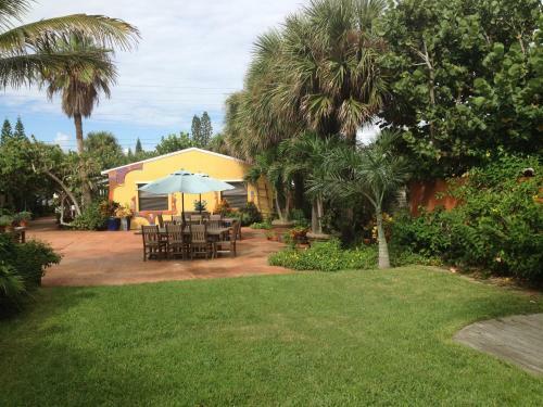 Beach Place Guesthouses