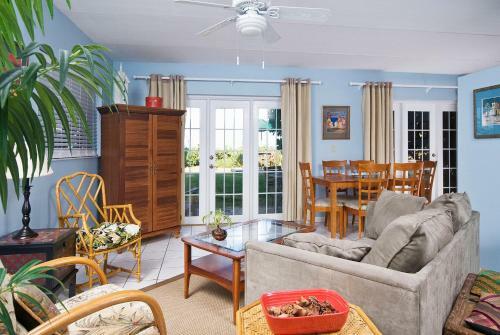 Beach Place Guesthouses