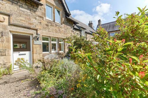 Host & Stay - Waterleap Cottage