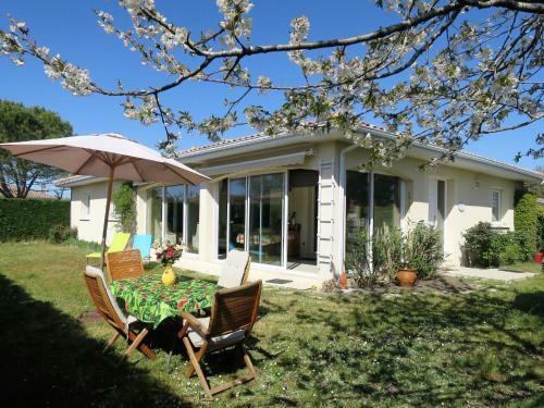 Holiday Home La For�t - Res100