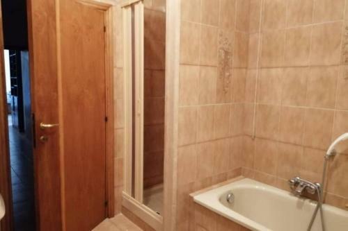 Apartamento Albergo Diffuso Millepapaverirossi Casa Ruggero Intera