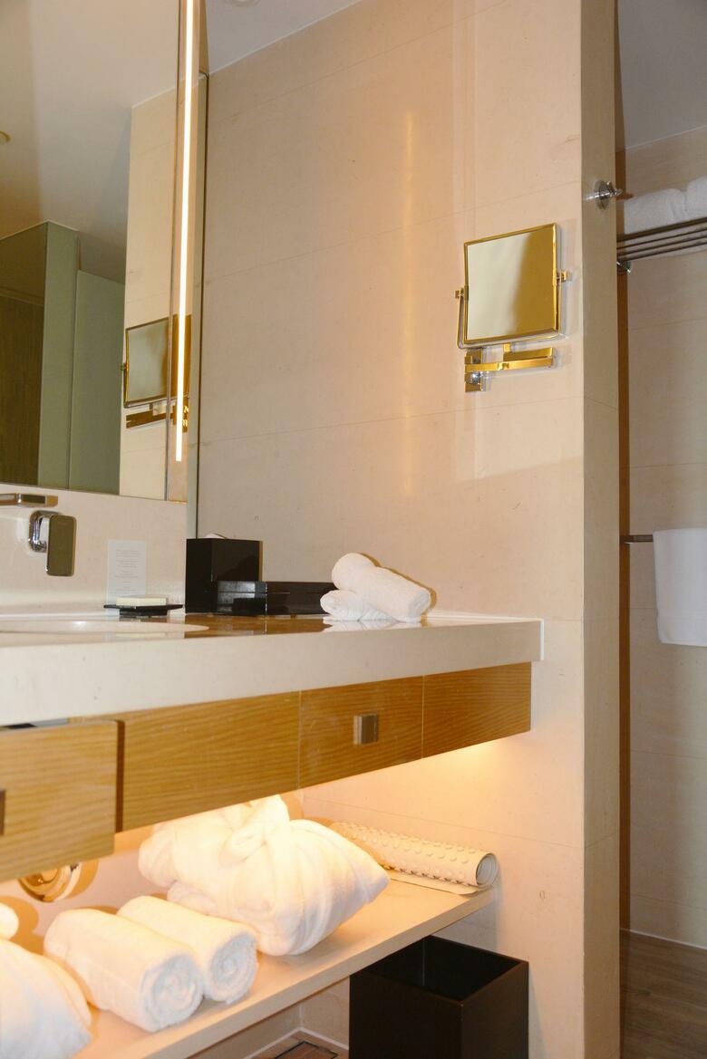 New World Shanghai Hotel