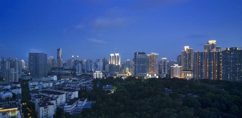New World Shanghai Hotel