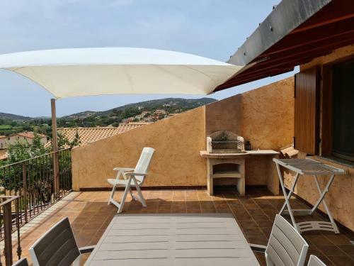 Appartamento In Villa Con Ampia Terrazza Di 27m2