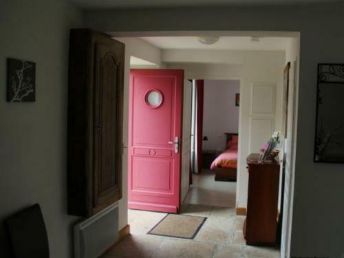 G�te Attign�ville, 5 Pi�ces, 8 Personnes - Fr-1-589-1