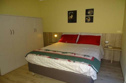 Ferrari's: Bright Apartment With Magnificent View