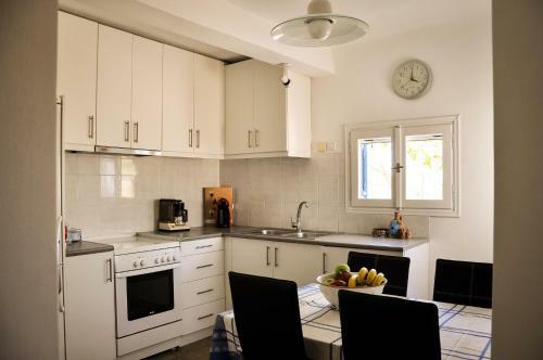 Elena's Guest House