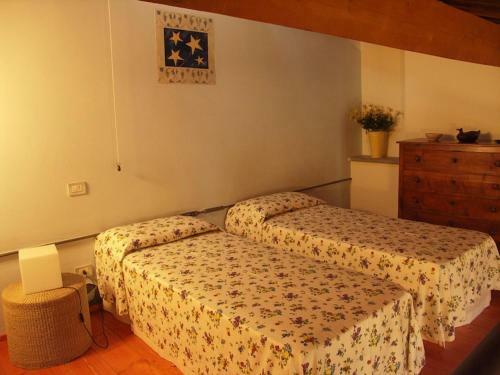 Spacious Holiday Home In Chiusi With Private Swimming Pool