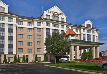 Hotel Courtyard Long Island Macarthur Airport