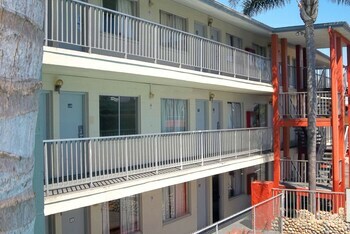 Motel Heritage Inn Express Hayward