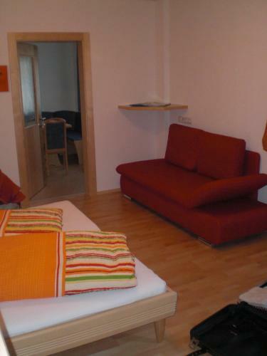Bed & Breakfast Landhaus Sch�pf & Haus Alpina