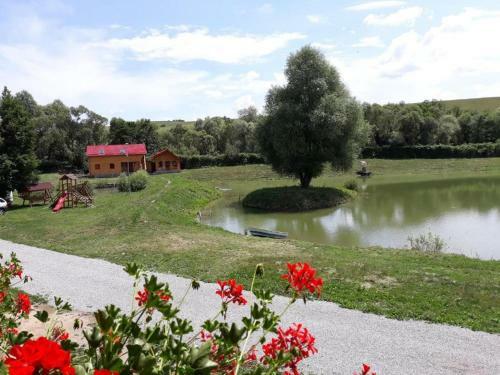 Hostal K�z�pajta Nyaral�