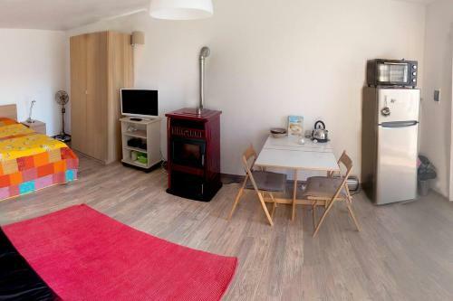 Charming 1-bed Cottage In Cefalu Sicily Italy