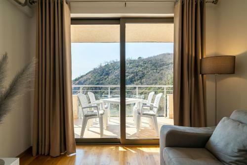 Luxury Apartment Near Beach