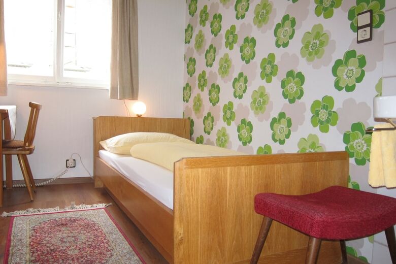 Bed & Breakfast Pension Sonne