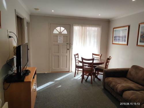 Coachman Motel