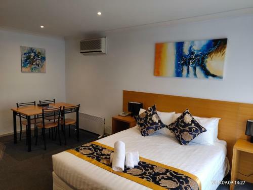 Coachman Motel