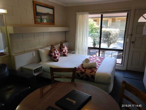 Coachman Motel