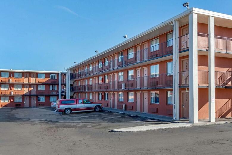 Hotel Rodeway Inn Pueblo