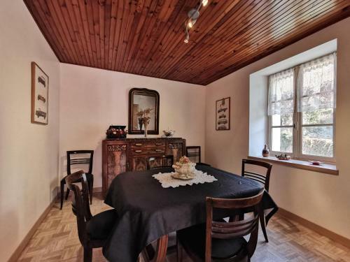 G�te Ceyssac, 3 Pi�ces, 4 Personnes - Fr-1-582-95