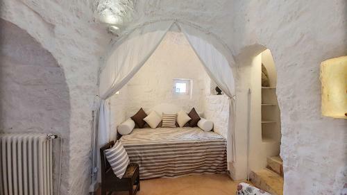 Villa Cisternino Trulli Mansion With Pool By Wowhomes