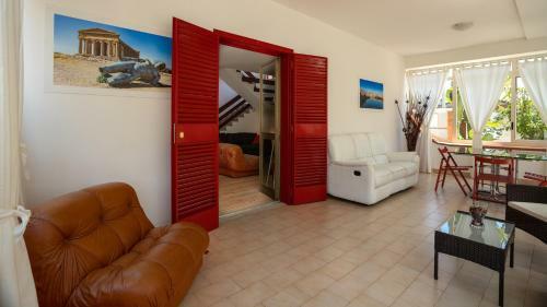 Villa On The Sea Le Capannine
