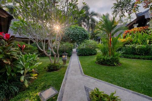 Kutus Kutus Saba Beach Villa
