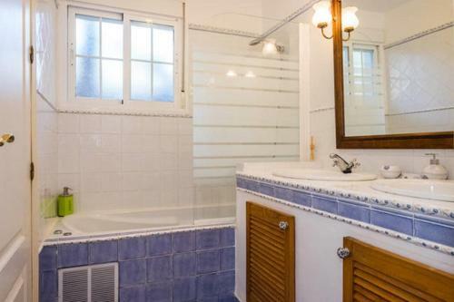 Bed & Breakfast At Home In Malaga