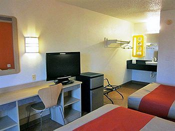 Hotel Motel 6 Northeast Albuquerque