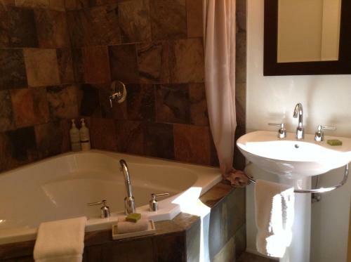 Bed & Breakfast Hyphocus Inn