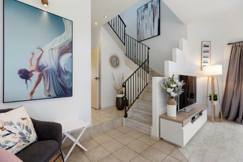 Papamoa Coastal Retreat - Papamoa Holiday Home