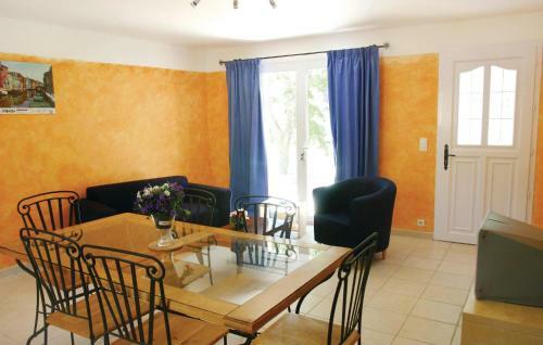 Three-bedroom Holiday Home In Saint Thome