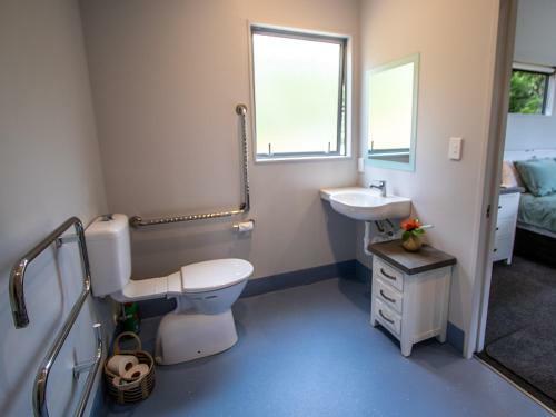 Kea Cabin - Disability Accessible Riwaka Holiday Unit