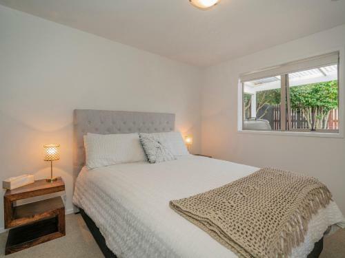 Sunny Days Retreat - Tairua Holiday Home