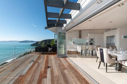 Villa Heaven Nz Luxury Adult Accommodation