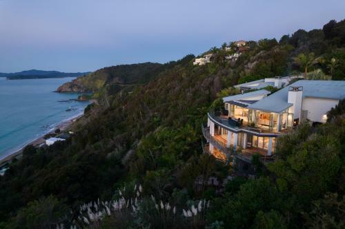 Villa Heaven Nz Luxury Adult Accommodation