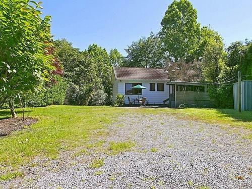 Matuku Hideaway - Taupo Holiday Home