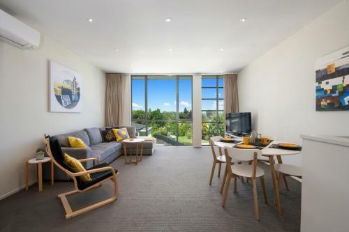 Harbourview Apartment - Taupo Holiday Apartment