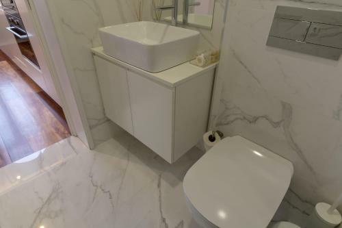 Hostal Afonso Henriques - Apartamentos