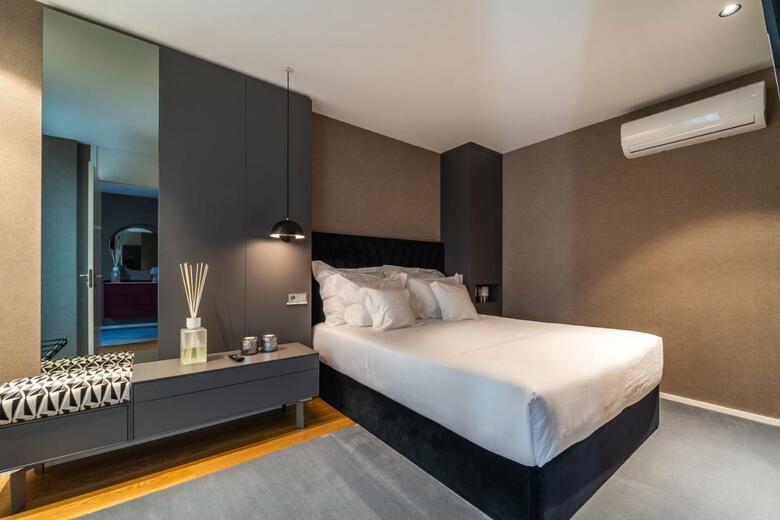 Lux Housing S�culo XXI
