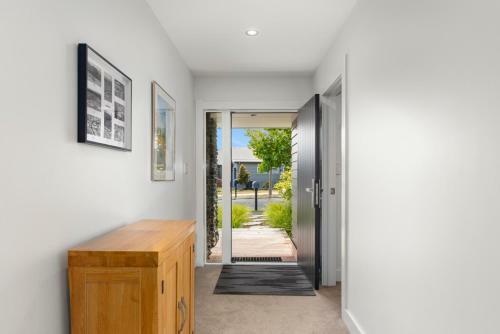 Rogers Retreat - Kinloch Holiday Home