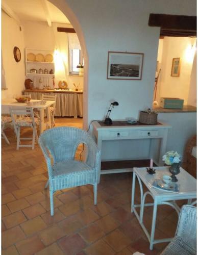 Le Case Nel Borgo Crucoli (2)