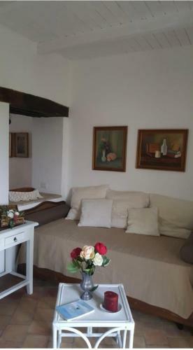 Le Case Nel Borgo Crucoli (2)