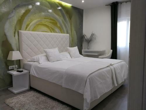 Family City Center Apartments