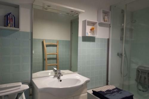 Superb Apartment Near The Sea