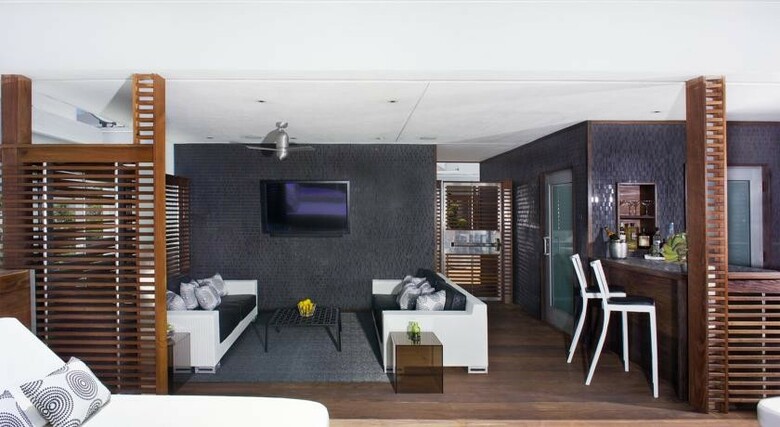 Hotel Dream South Beach