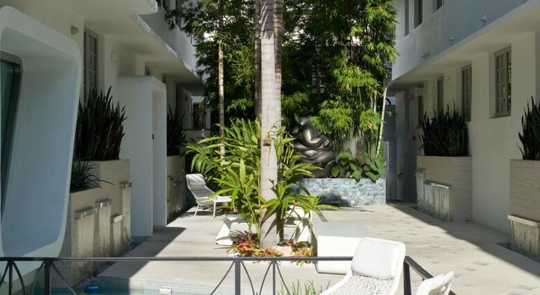 Hotel Dream South Beach