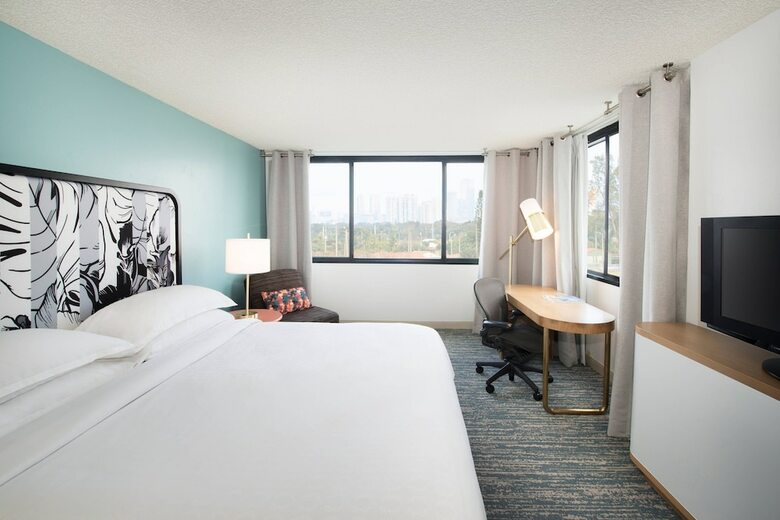 Sheraton Miami Airport Hotel & Executive Meeting Center