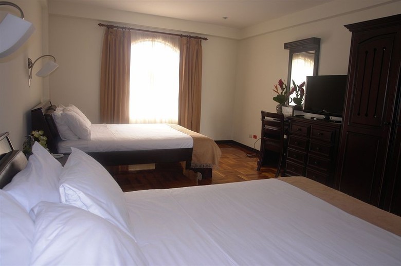 Hotel Plaza Real Suites & Apartments San Jose