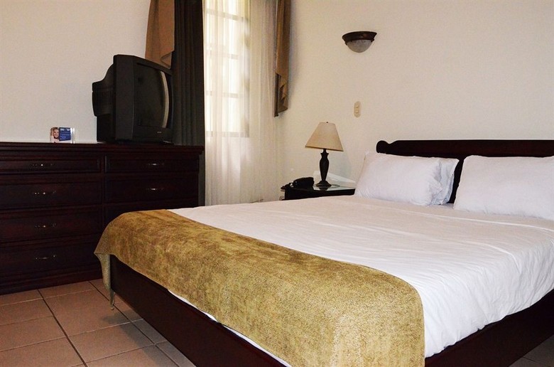 Hotel Plaza Real Suites & Apartments San Jose